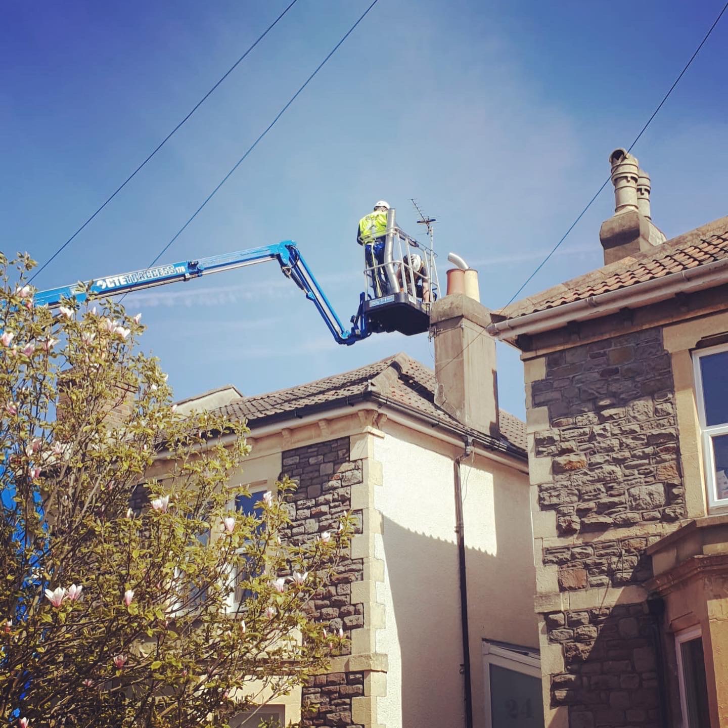 Cherry Picker + IPAF Operator Hire - Image 3